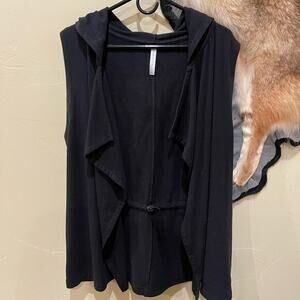 Fabletics Hannah Waterfall Hooded Vest L Black